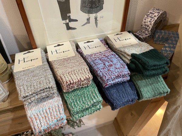 素敵な色の靴下🧦です🇵🇹サムネイル