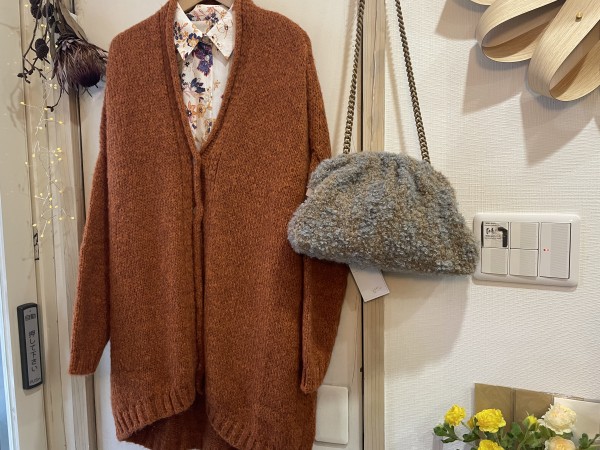 かわいいロングカーディガン🧶です！サムネイル